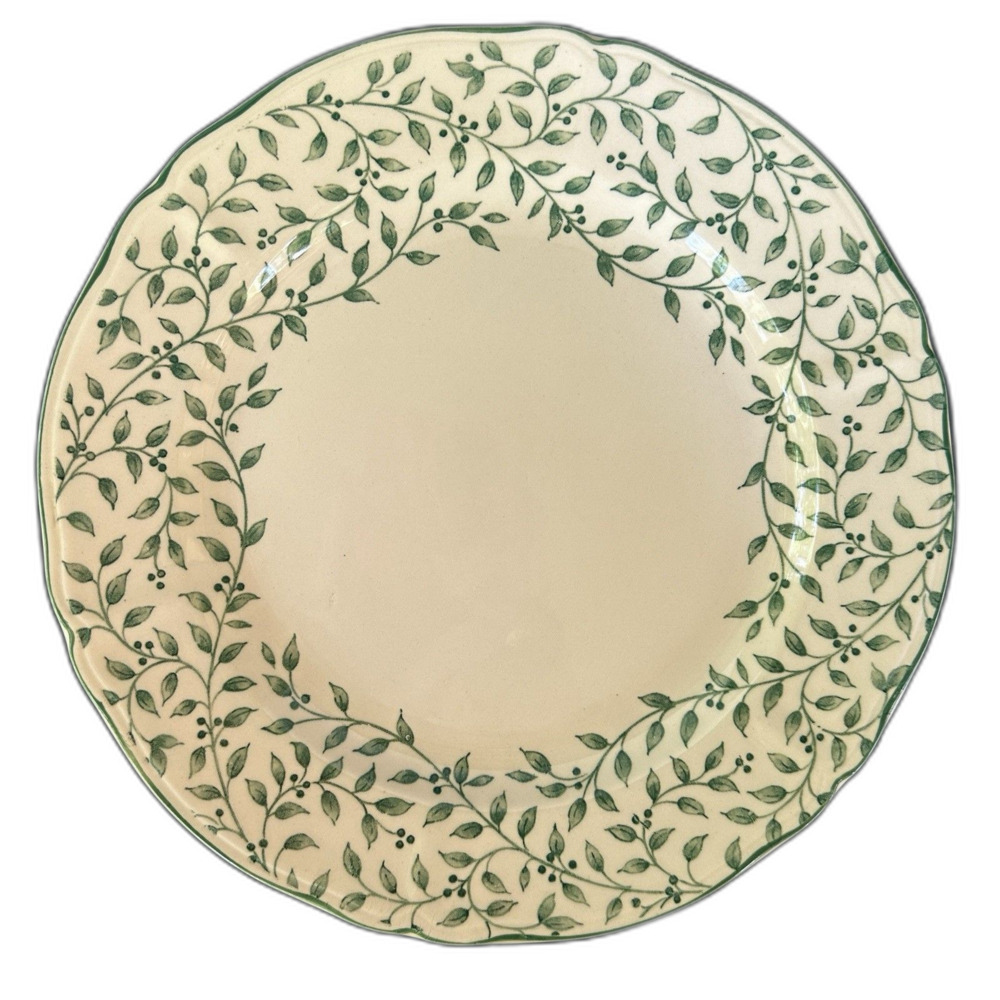 Vtg Nikko Sylvan Green Dinner Plate Leaves Berries Scalloped Edge Discontinued